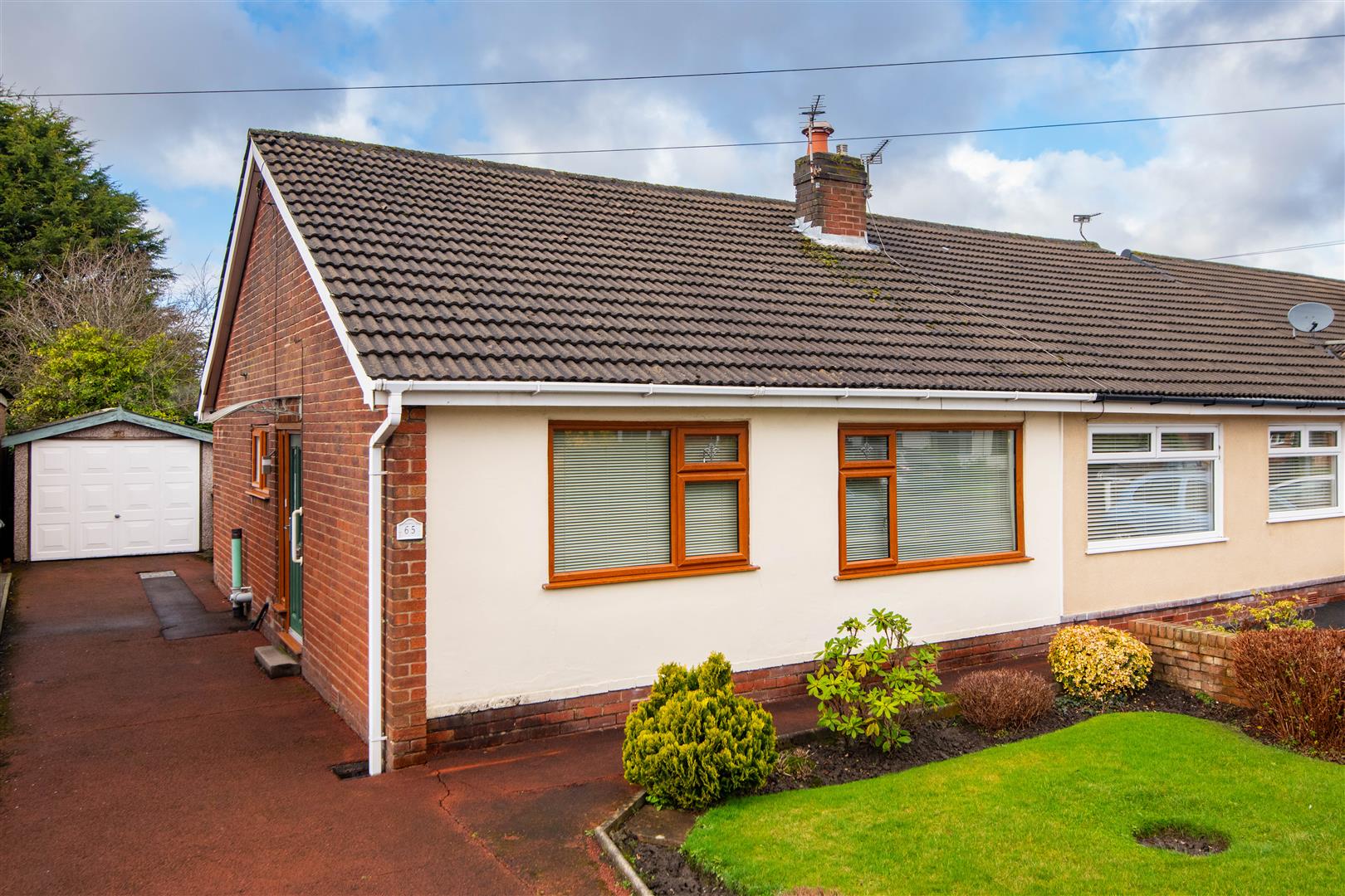2 bed property in St. Annes Road, Leyland